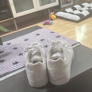 Nike Women’s Canvas White Sneakers